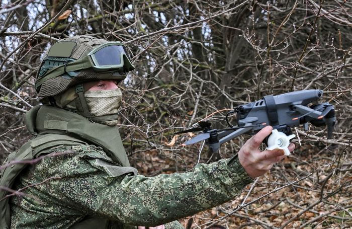 Прохождение военной службы по контракту в войсках беспилотных систем Вооруженных Сил Российской Федерации.